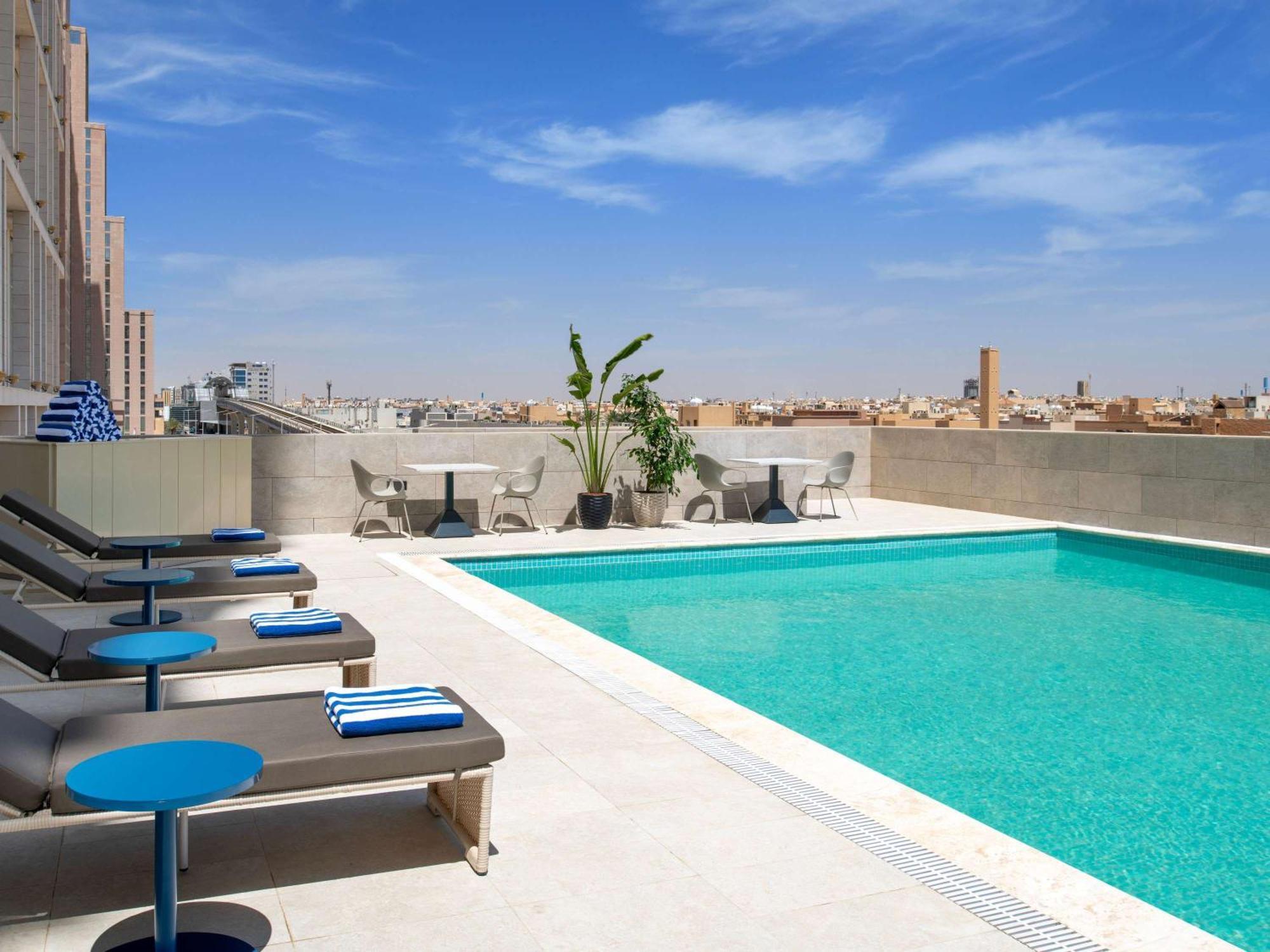 Novotel Riyadh Sahafa Exterior foto